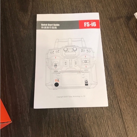 3 vintage Esky Cp belt rc helicopters (one is a V2) - Picture 9 of 12